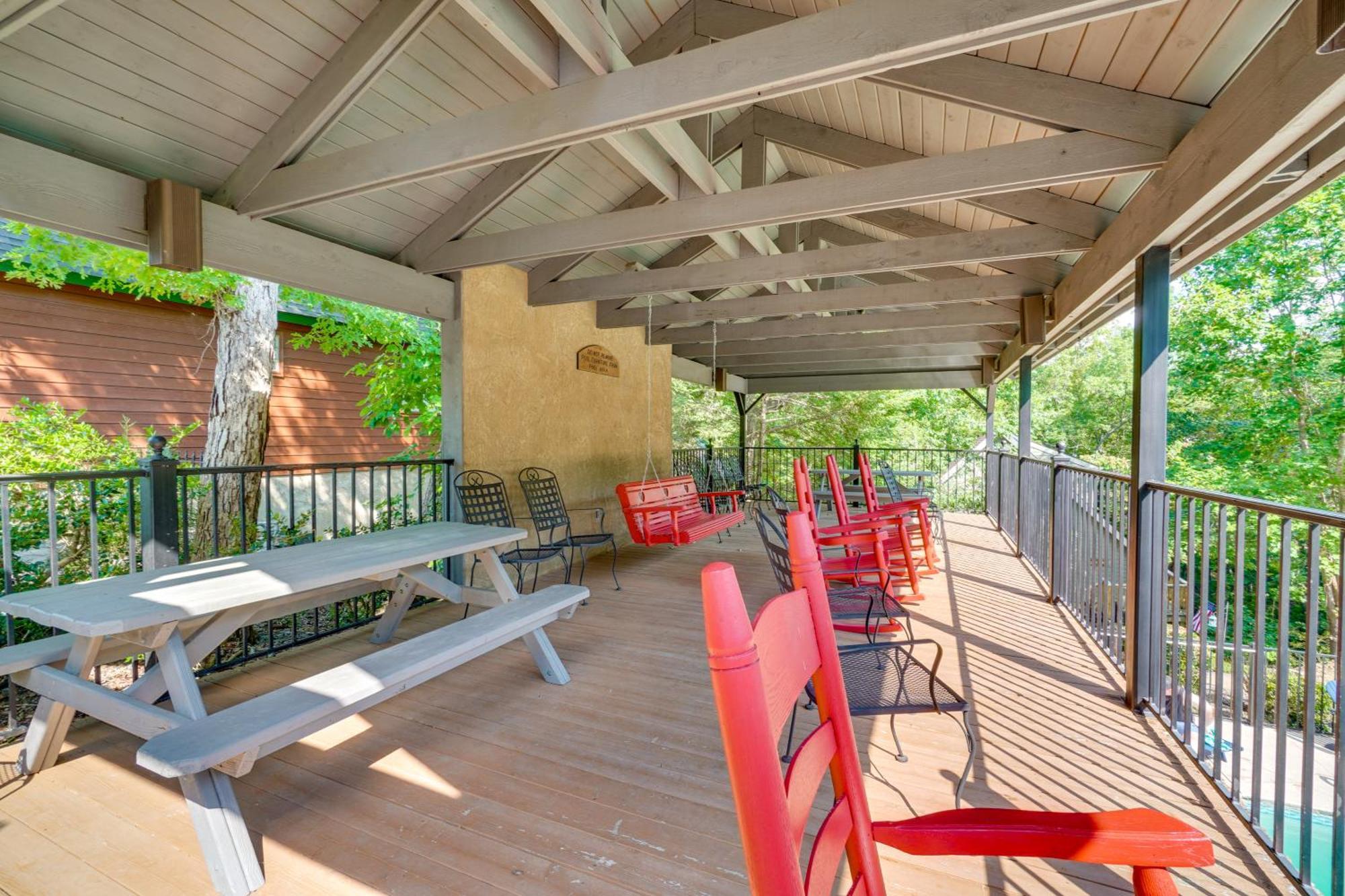 Smoky Mountain Cabin With Deck And Hot Tub! Pigeon Forge Luaran gambar