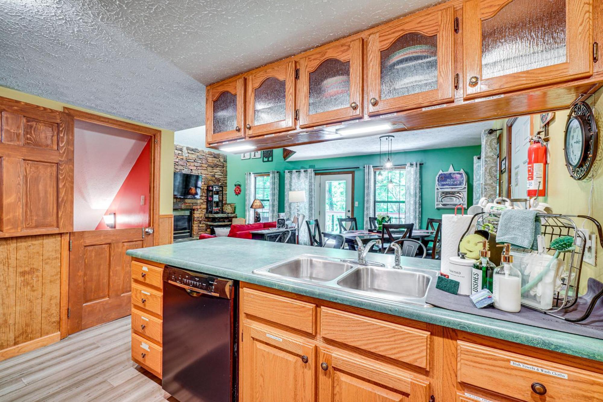 Smoky Mountain Cabin With Deck And Hot Tub! Pigeon Forge Luaran gambar
